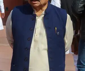 एसआईआर में शामिल अधिकारी बिना किसी राजनीतिक हस्तक्षेप के कार्य करें: बसवराज बोम्मई