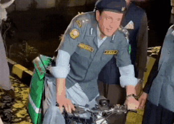 Oh yours...! The world is going to the moon and Pakistan is making cycle ambulance, you will be shocked after watching the video, Viral-news Hindi News