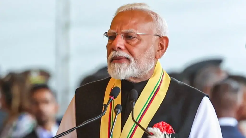 PM Modi Foreign Visit: Do you know how much does PM Modi's foreign tour cost and who pays for it?