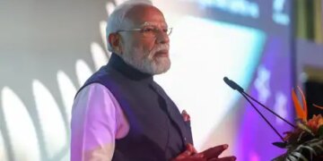 PM Modi invites New Zealand investors to become partners in India's important sector