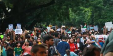 RML Hospital Health Bulletin: The condition of the girl seriously injured in the protest is stable, removed from the ventilator.