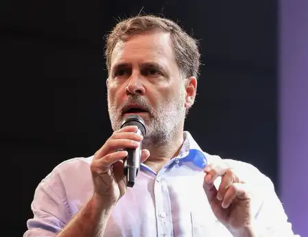 अहमदाबाद पटाखा फैक्ट्री हादसे पर राहुल गांधी ने जताया दुख, पीड़ित परिवारों को हरसंभव मदद देने की अपील की