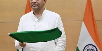 Railway Minister Ashwini Vaishnav flags off the first direct express train between Ramnagar-Dehradun.