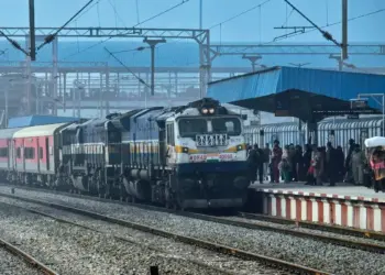 Rain became a problem! Western Railway canceled many trains, important information issued for passengers