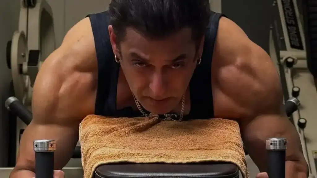 'Salman Khan got scared...' Why did Bhaijaan write this while working out in the gym? fans wondering