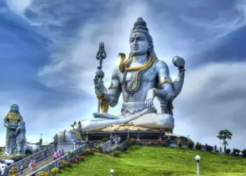 Sawan 2026: These famous Shiva temples of India become even more beautiful during the rainy season, devotees get a divine experience.