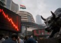 Stock Market Closing: The market closed with a decline for the second day! Sensex fell 561 points, Nifty 159 points, Rs 3 lakh crore lost