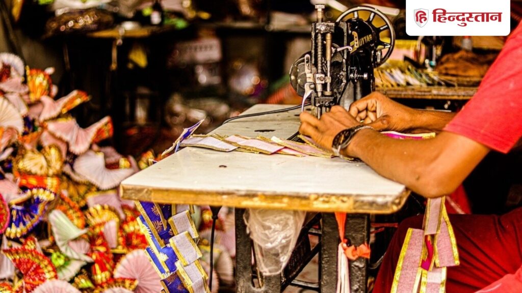 Success Story: No expensive coaching, but self-study through tuition; This is how tailor's son cracked NEET, Career Hindi News