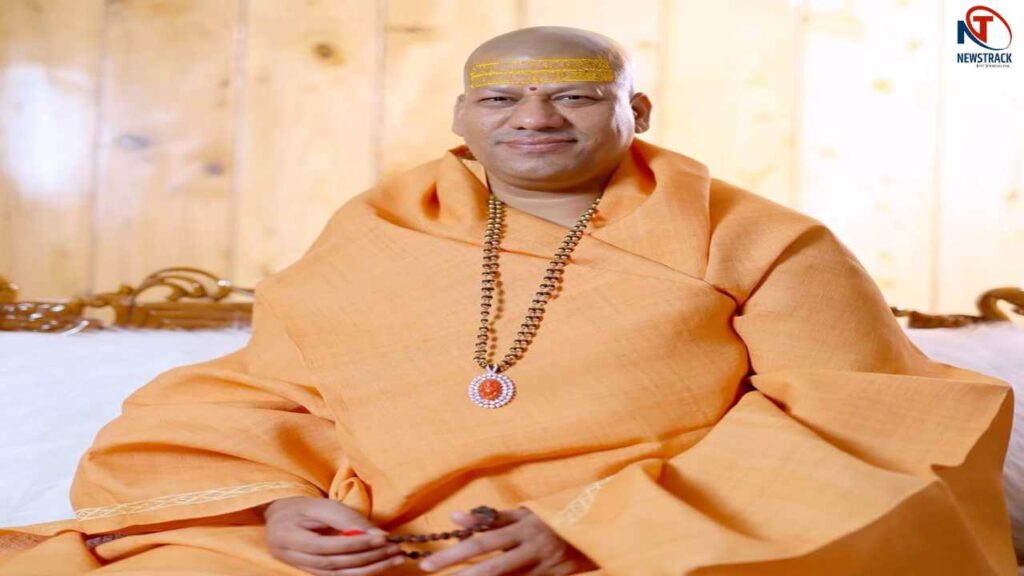 Swami Kailashanand Giri Ji Maharaj to Begin Historic Guru-Shishya Celebration. South Kali Temple History will be created in Dakshin Kali temple on Guru Purnima, thousands of devotees will take Guru Diksha from Acharya Mahamandaleshwar Swami Kailashanand Giri Ji Maharaj. News Track in Hindi