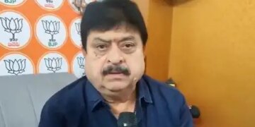 Telangana: BJP challenges Congress and BRS to public debate