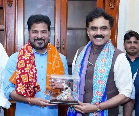 Telangana CM seeks Centre's support for development of Scheduled Castes