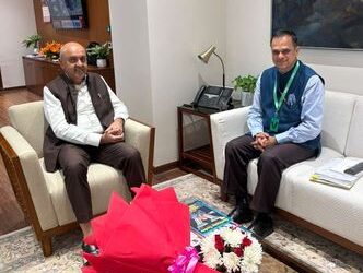 The Chief Secretary discussed with the central officials regarding the development schemes run in Rajasthan and informed about the progress.
