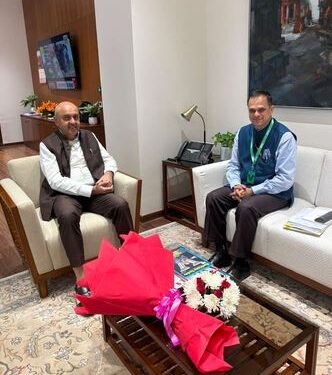 The Chief Secretary discussed with the central officials regarding the development schemes run in Rajasthan and informed about the progress.