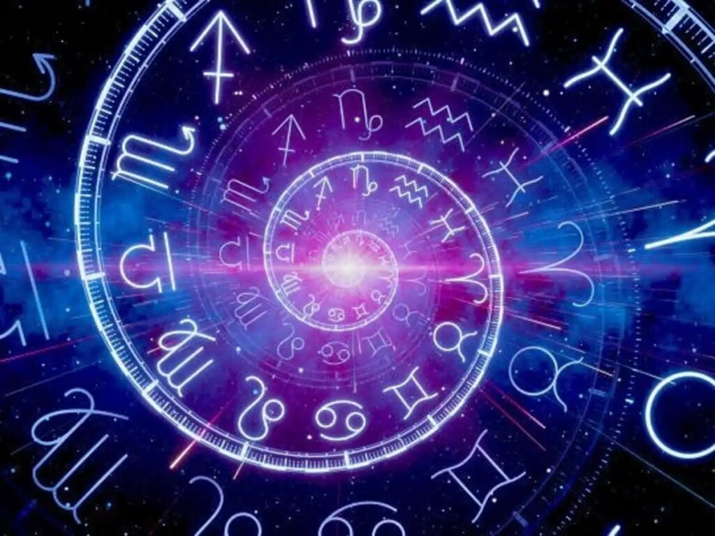 The movement of Mercury, Jupiter and Saturn will change in July, blessings will be showered on these zodiac signs in Saavan; You will get good signs in money and career