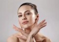 These 2 effective oils will provide relief from oily skin and acne during rains, know how to use them