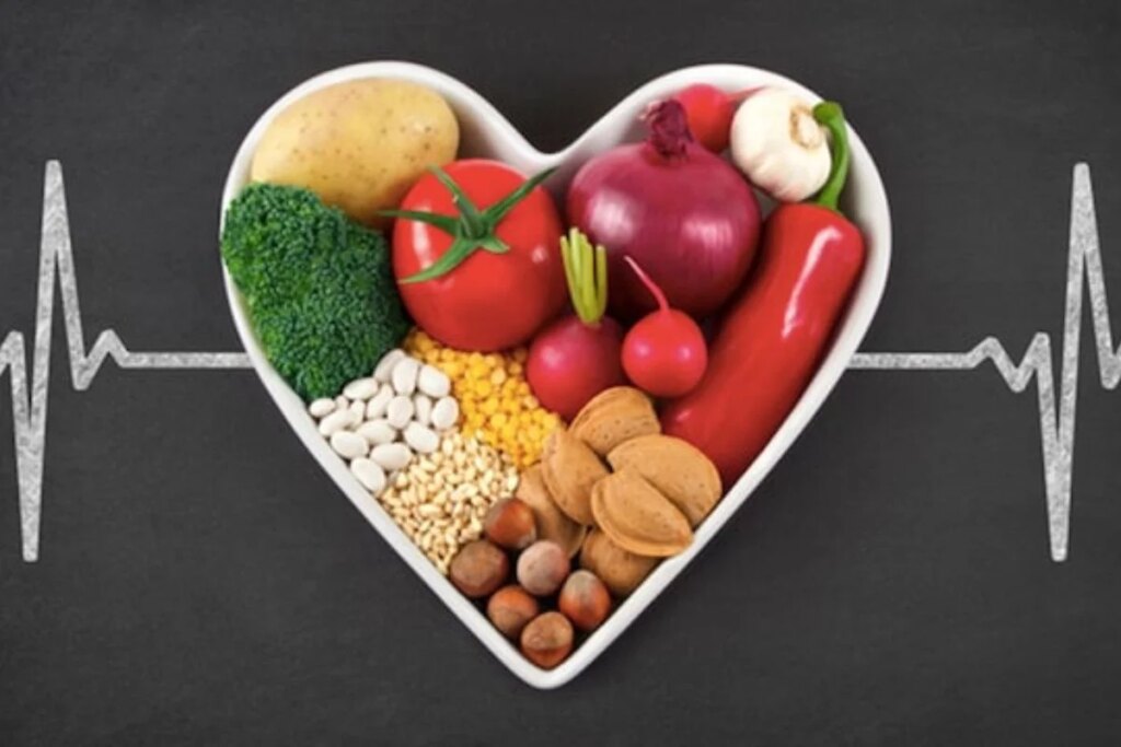 These 4 superfoods can help in controlling cholesterol, keep the heart healthy