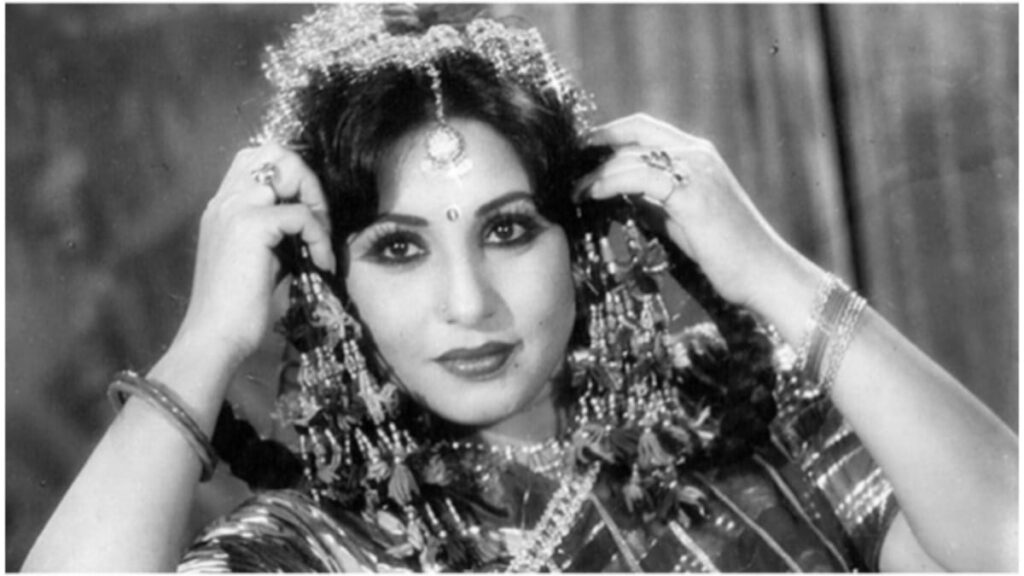 This Pakistani beauty left the profession of a courtesan and became an actress, her husband shot her dead