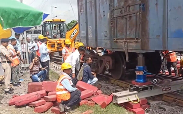 Uttar Pradesh: Two coaches of goods train derail in Gonda, major accident averted