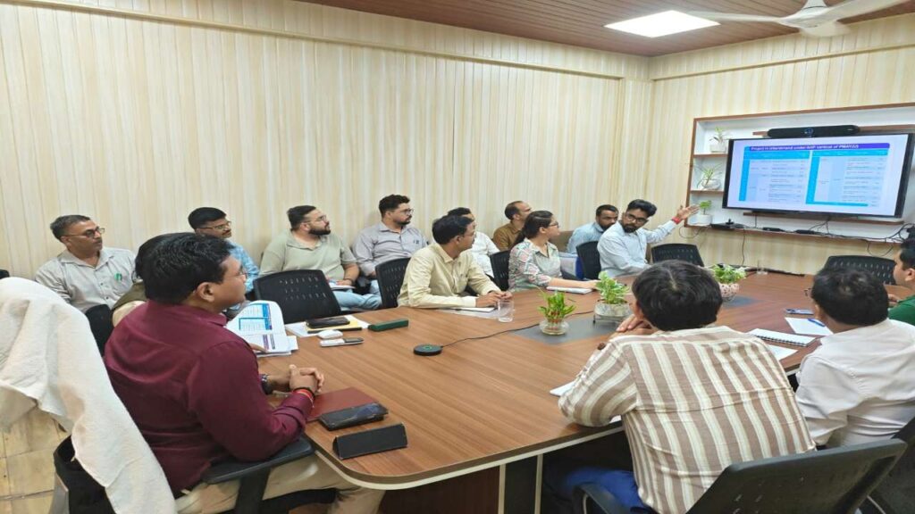 Uttarakhand Housing|PMAY Urban|Pradhan Mantri Awas Yojana|Latest Hindi News | Uttarakhand News: Secretary Housing strict on delay in PM Housing Scheme, instructions to complete the work before August 15. News Track in Hindi