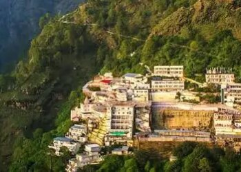 Vaishno Devi Yatra Package: Visit Mata Rani in low budget, in this package of IRCTC you will get complete arrangements from travel to stay.