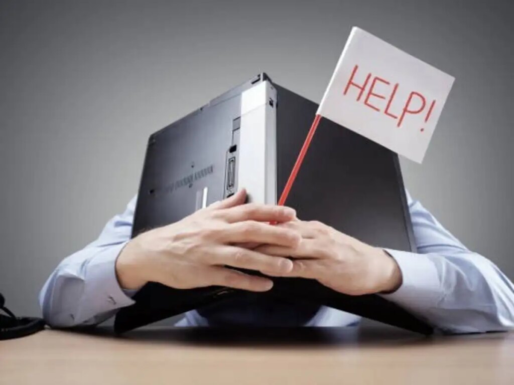 Vastu Tips for Job: Not getting progress in job? According to Vaastu, problems can be solved with these measures