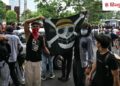 What does the 'One Piece' pirate flag mean? How this became part of Gen-Z's protests, Viral-news Hindi News
