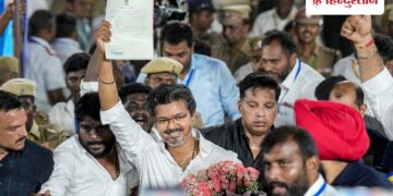 When Yediyurappa had formed the government without majority, then why 'no' to Vijay? questions on the governor