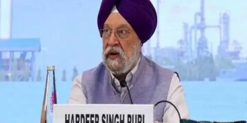 Will the amount of ethanol in petrol increase or not? Government told the complete plan in Parliament, know what will be the effect